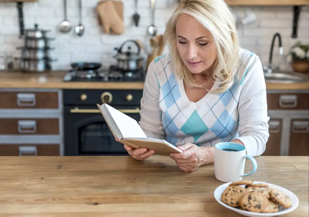 Paula reading